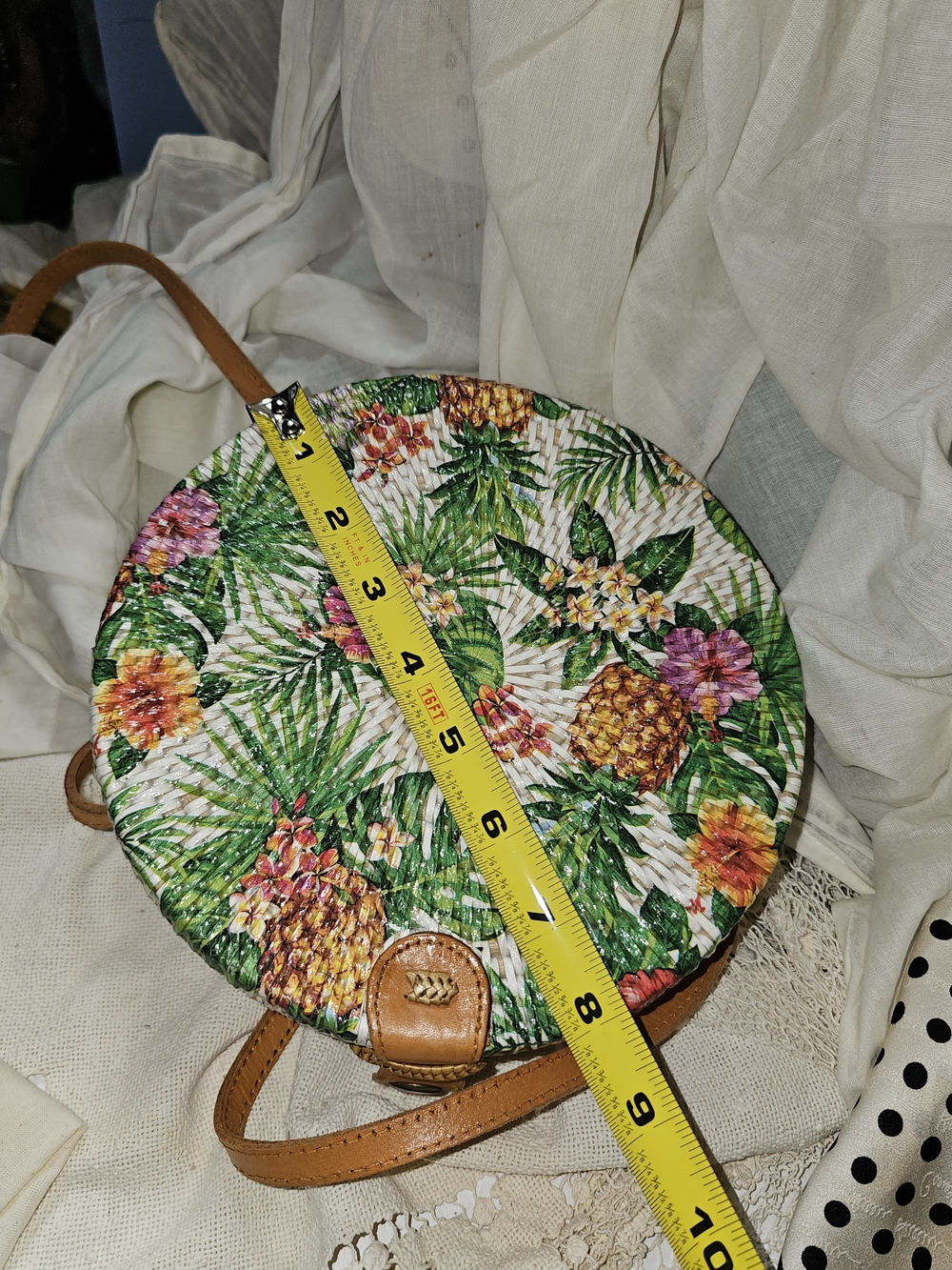 Tropical Flowers Pineapple Print Round Crossbody Bag - Green - Picture 13 of 16